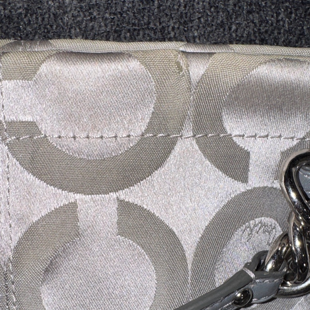 Coach Silver Gray Signature Chain-Trim Shoulder Bag - Picture 7 of 8